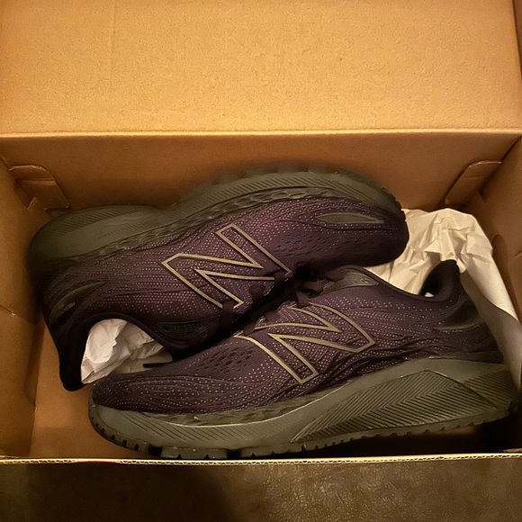 Women's New Balance W860T12 Running Shoes - Picture 7 of 8